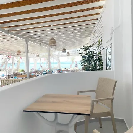 Kirki By The Sea 호텔