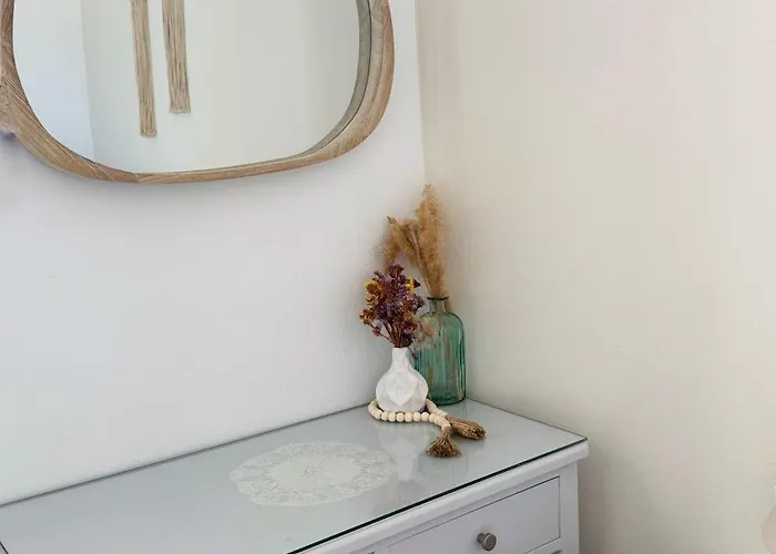 Hotel Kirki By The Sea