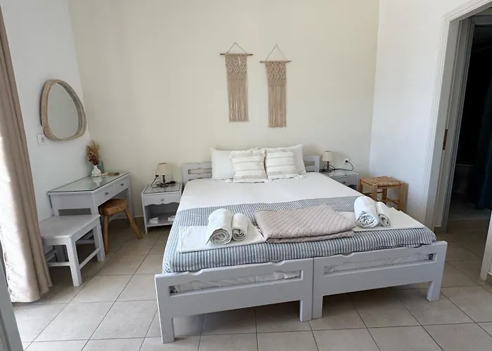 Kirki By The Sea Hotel 2*