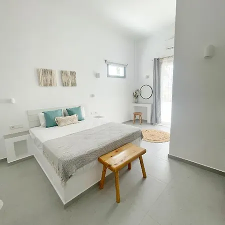 Hotel Kirki By The Sea