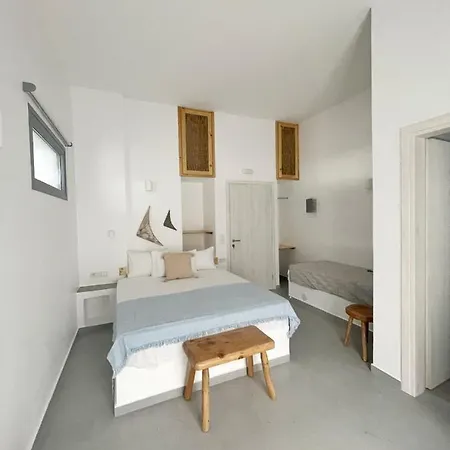 Hotel Kirki By The Sea 2*