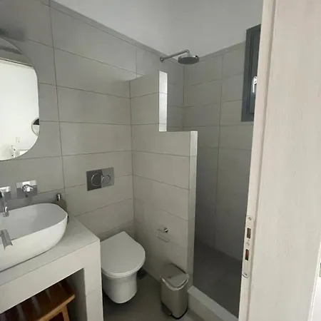 Hotel Kirki By The Sea