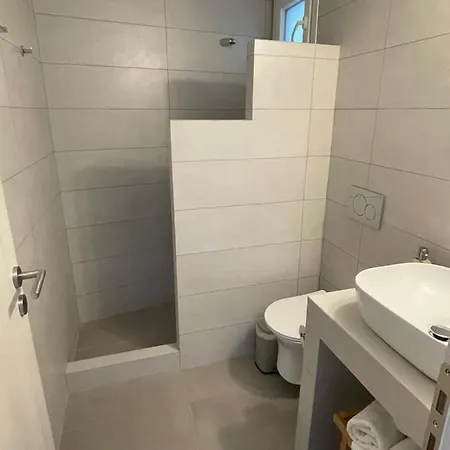 Kirki By The Sea Hotel