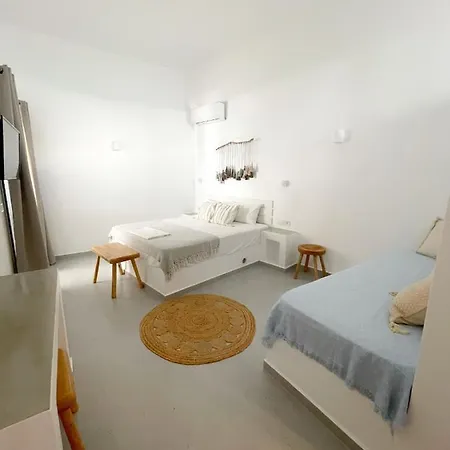 Kirki By The Sea Parikia (Paros)