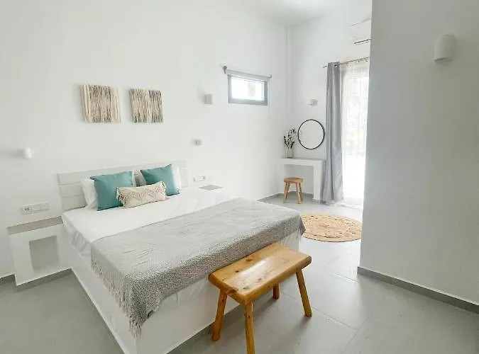 Hotel Kirki By The Sea