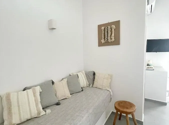 Kirki By The Sea Szálloda