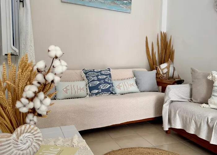 Kirki By The Sea Párosz