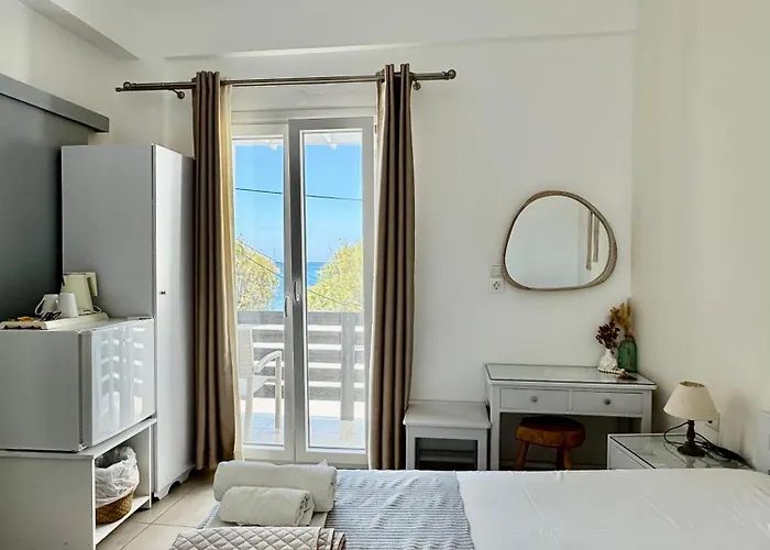 Kirki By The Sea Szálloda